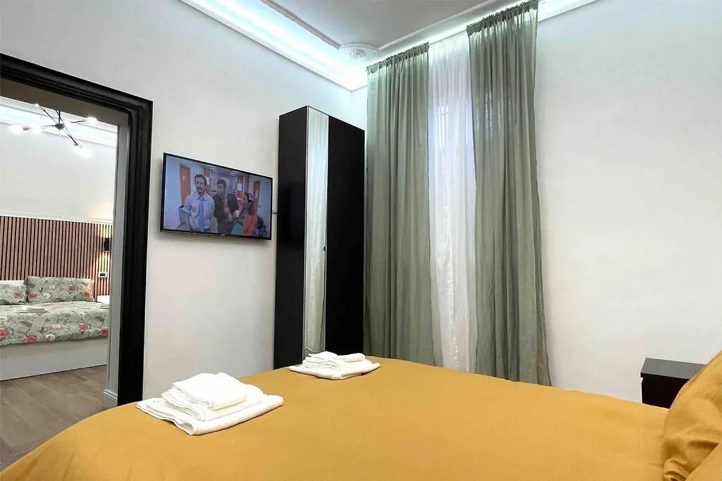 Avocado House - Cozy Apartment In The Heart Of Rome 0*,  Italy